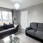 293 Holiday Home- Free On Site Parking
