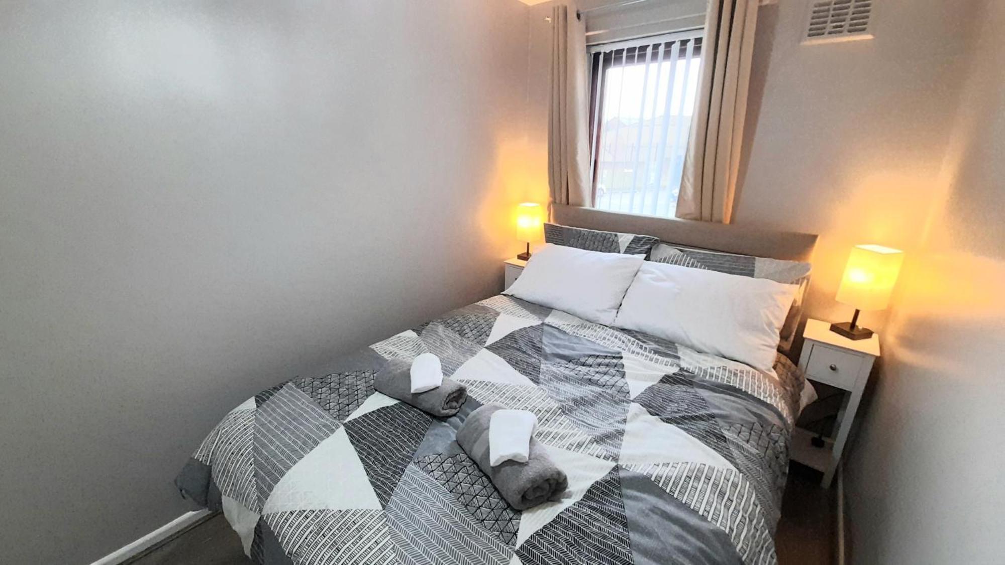 293 Home- Free On Site Parking Holiday home *
