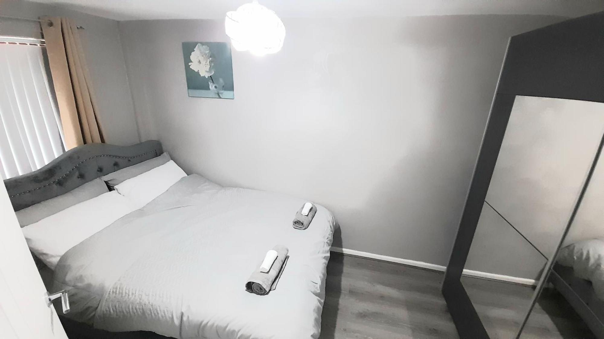 293 Home- Free On Site Parking Belfast